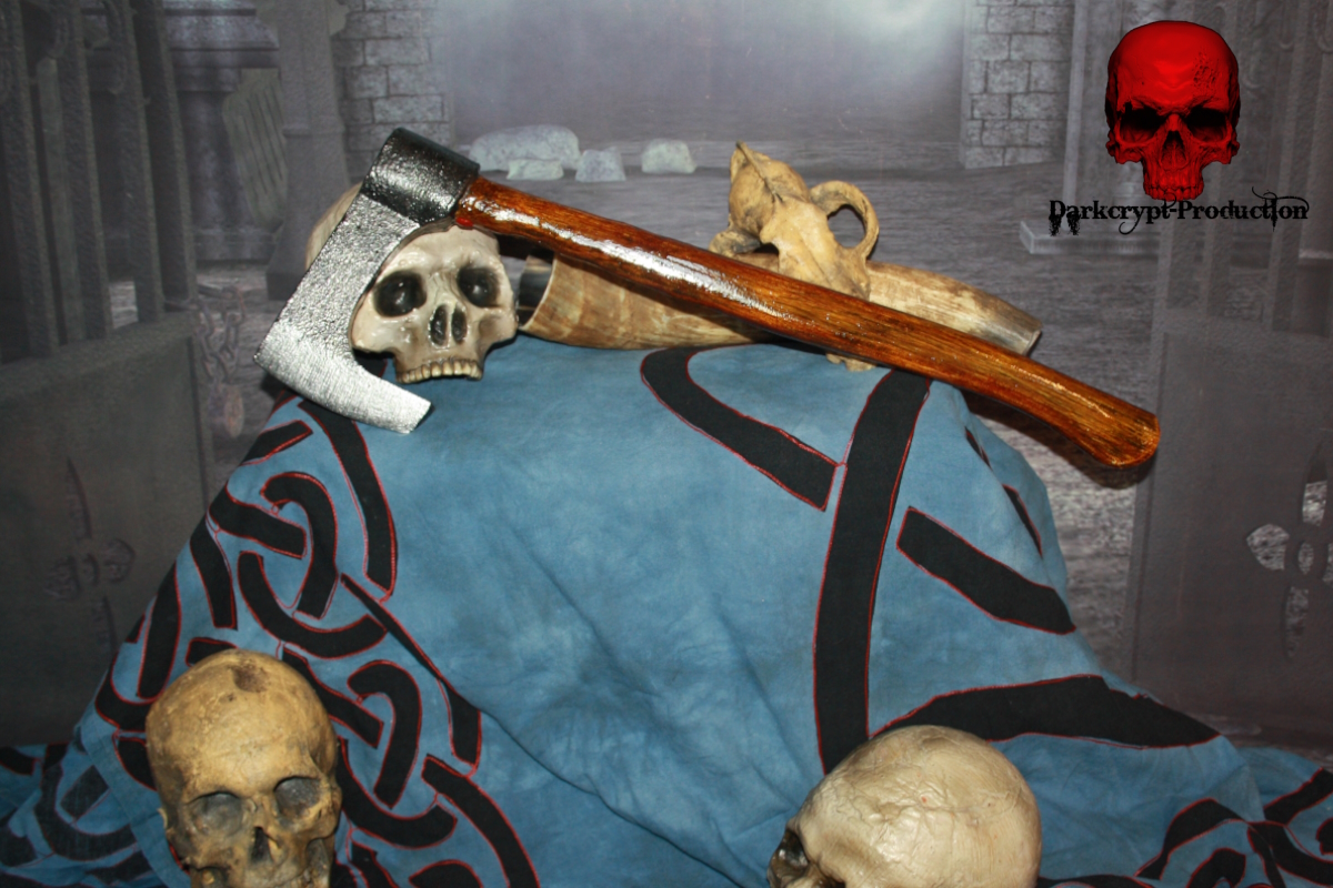 Battle ax type 6 one-handed